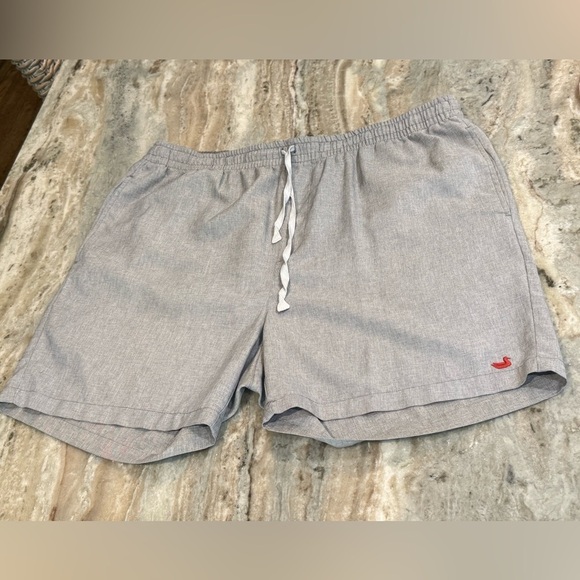 Men’s SOUTHERN MARSH Crawford Casual shorts- grey. Size 2XL - Picture 2 of 7